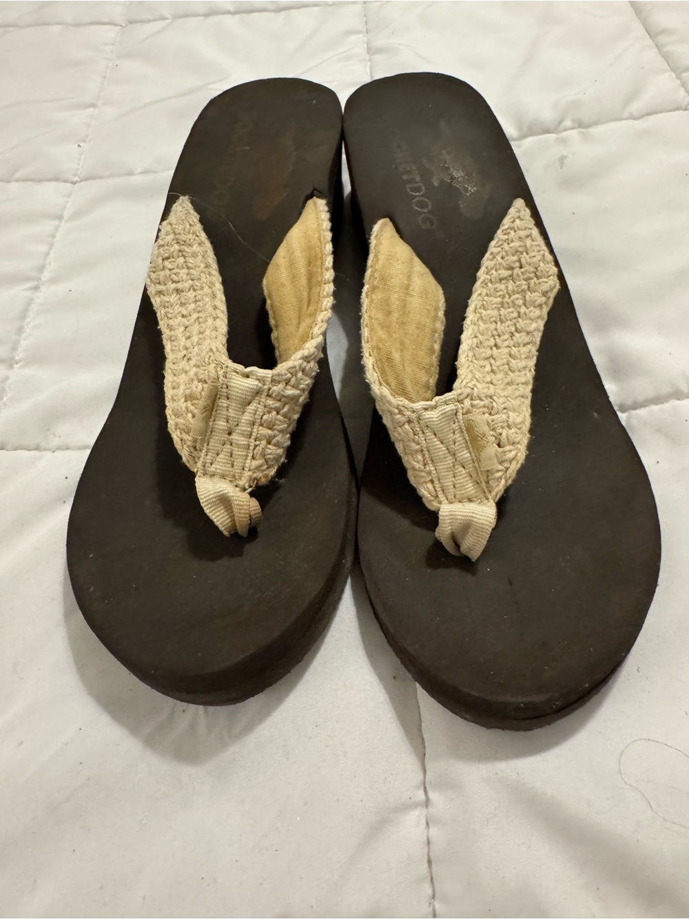 Rocket Dog Womens Sandals Size 8 Wedge Flip-Flop Sandals in Beige